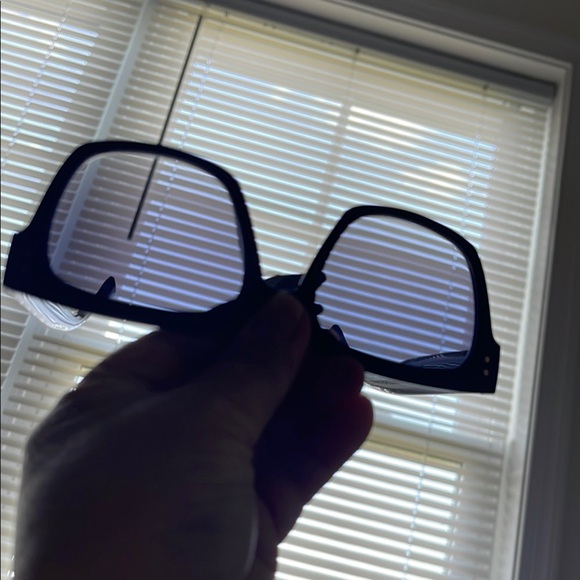 Foster Grant Black Square Oversize  Sunglasses - Picture 7 of 7